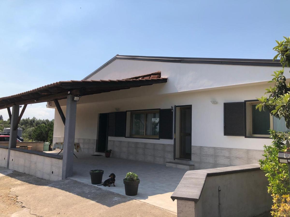 Villetta Gallo B&B Casa Vacanze Humanitas Catania Centro Sicilia Clinica Humanitas ミステルビアンコ エクステリア 写真