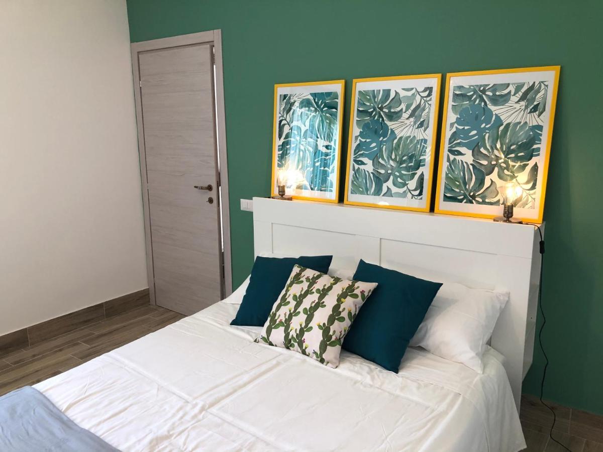 Villetta Gallo B&B Casa Vacanze Humanitas Catania Centro Sicilia Clinica Humanitas ミステルビアンコ エクステリア 写真